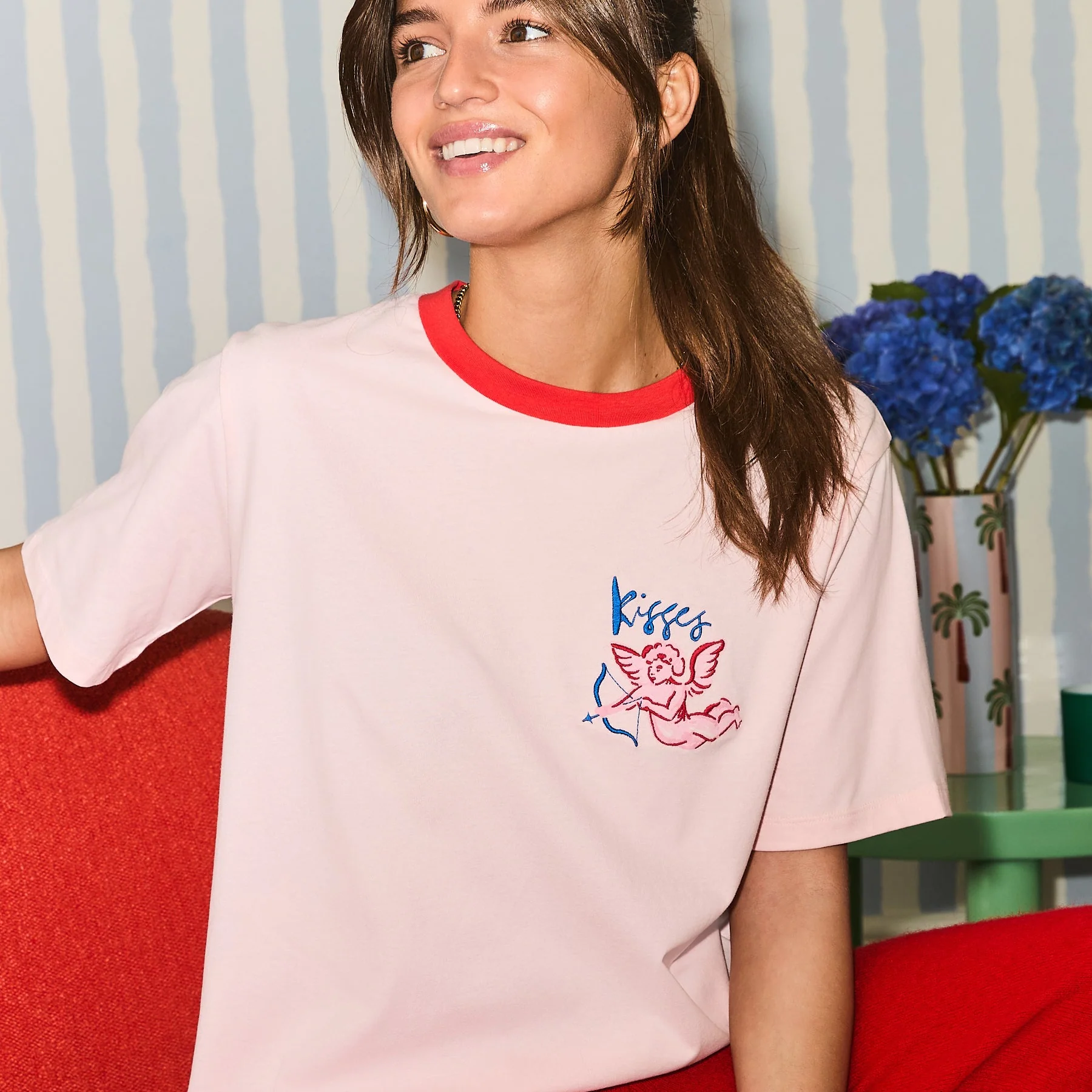 Tops & T-Shirts
